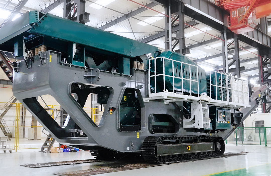 Liming Heavy Industry Tracked mobile crushing plant - Mobile crusher: picture 1 Liming Heavy Industry Tracked mobile crushing plant - Mobile crusher: picture 1