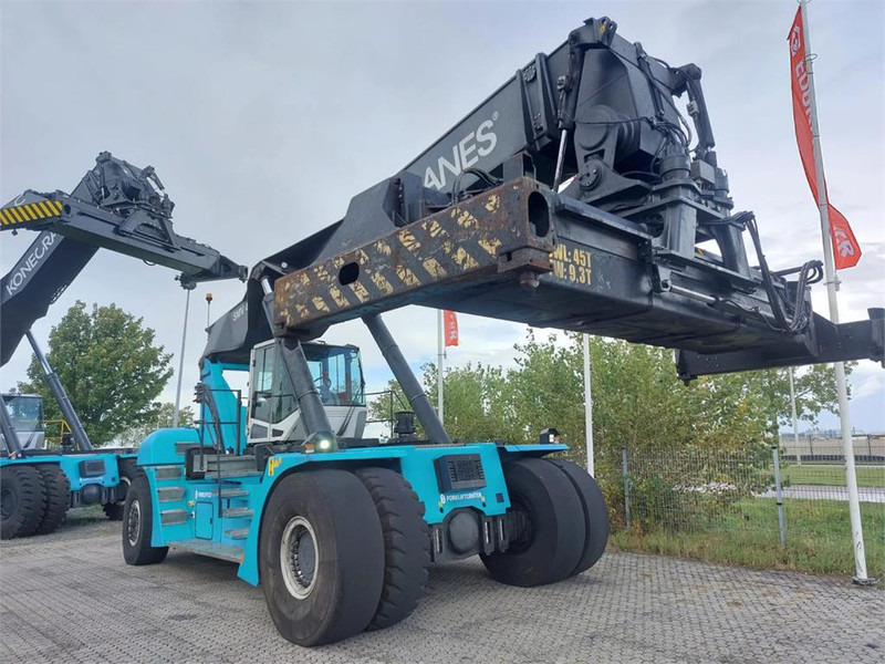 KONECRANES SMV 4531 TC5 - Reach stacker: picture 3 KONECRANES SMV 4531 TC5 - Reach stacker: picture 3