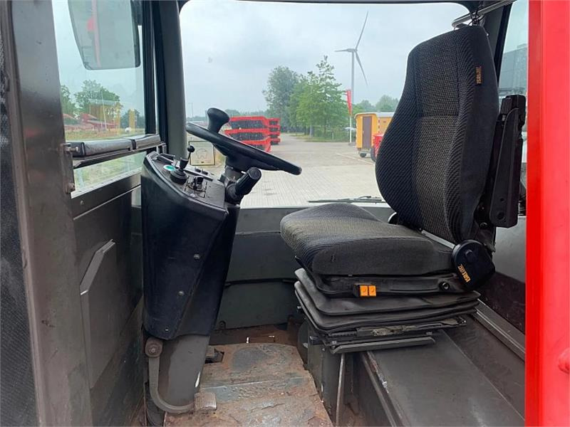 Terminal tractor Terberg RT222 4x4: picture 6