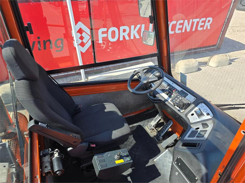 Terminal tractor Terberg YT182: picture 17