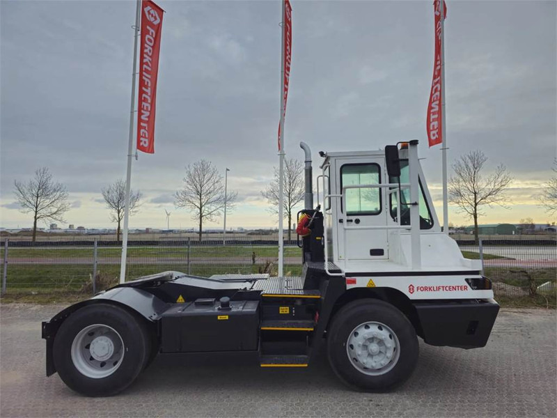 Terberg YT220 - Terminal tractor: picture 3 Terberg YT220 - Terminal tractor: picture 3