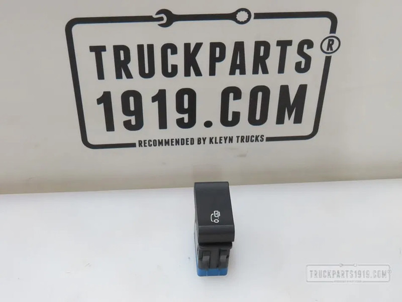 DAF 1832327 Schakelaar DAF - Dashboard for Truck: picture 1 DAF 1832327 Schakelaar DAF - Dashboard for Truck: picture 1