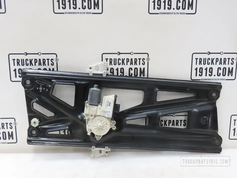 DAF 1881915 Raammechanisme Re. DAF XF - Window and parts for Truck: picture 1 DAF 1881915 Raammechanisme Re. DAF XF - Window and parts for Truck: picture 1