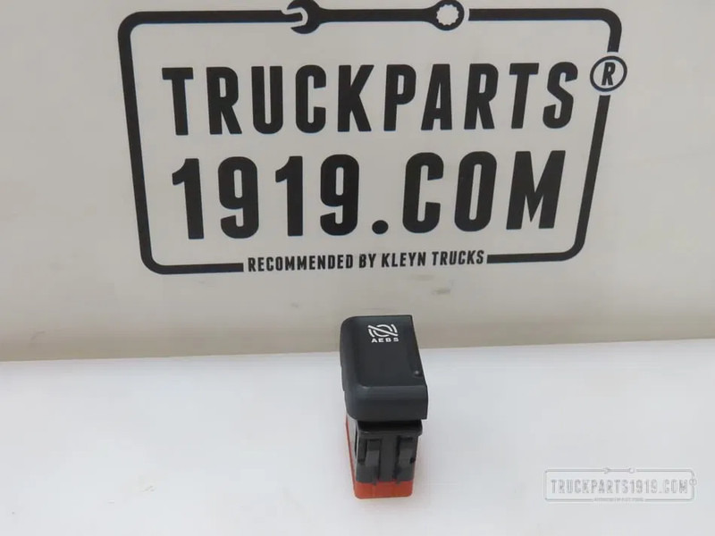 DAF 1906290 Schakelaar DAF - Dashboard for Truck: picture 1 DAF 1906290 Schakelaar DAF - Dashboard for Truck: picture 1