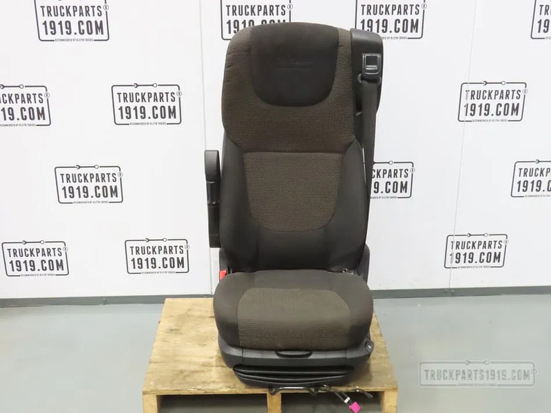 DAF 1912369 | Bestuurdersstoel XF - Seat for Truck: picture 1 DAF 1912369 | Bestuurdersstoel XF - Seat for Truck: picture 1