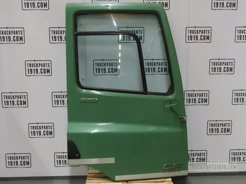 DAF 1950971 Portier Re. DAF CF Euro6 - Door and parts for Truck: picture 1 DAF 1950971 Portier Re. DAF CF Euro6 - Door and parts for Truck: picture 1