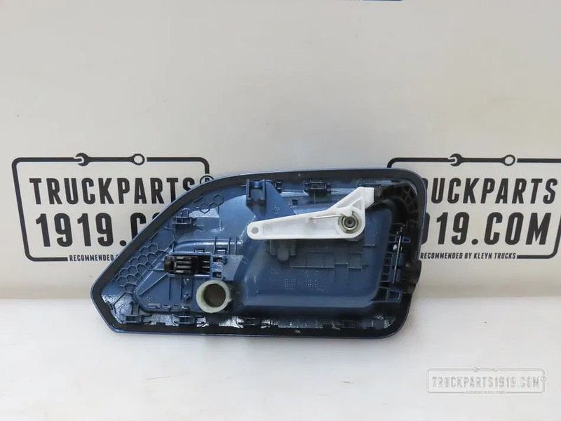 DAF 2339733 Deurgreep XG Rechts - Body and exterior for Truck: picture 2 DAF 2339733 Deurgreep XG Rechts - Body and exterior for Truck: picture 2