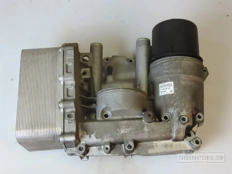DAF Engines & Parts Oliefilter module DAF XF105 - Engine and parts for Truck: picture 1 DAF Engines & Parts Oliefilter module DAF XF105 - Engine and parts for Truck: picture 1