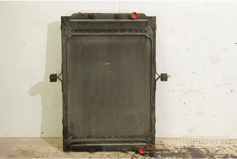 Renault Cooling System Radiateur Renault - Radiator for Truck: picture 1 Renault Cooling System Radiateur Renault - Radiator for Truck: picture 1