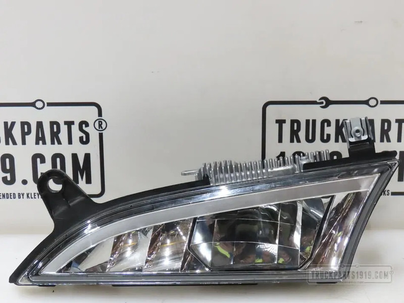 Scania 2948555 grille - Fog light for Truck: picture 1 Scania 2948555 grille - Fog light for Truck: picture 1