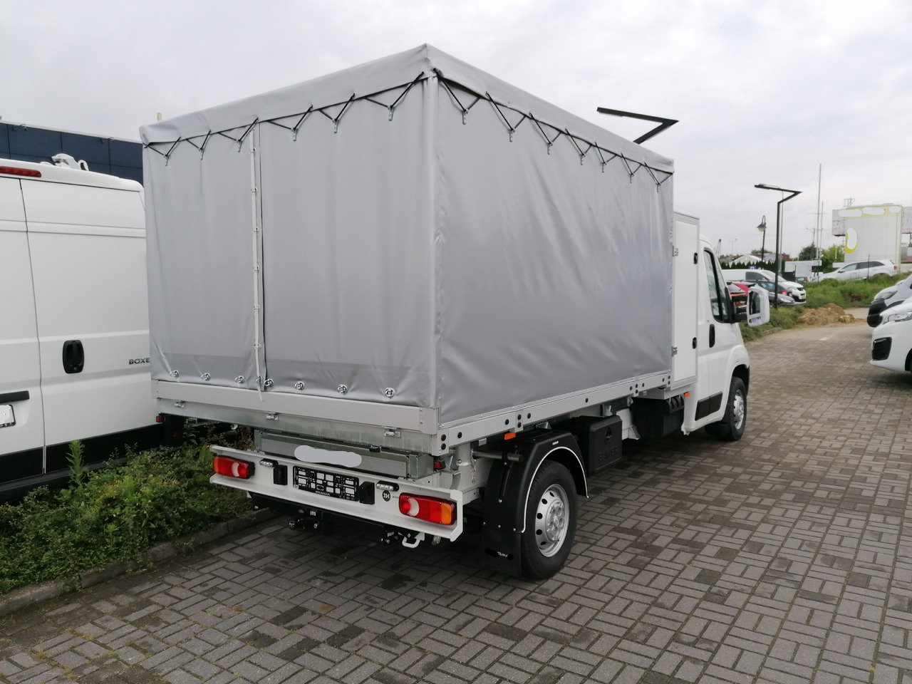 Renault Master 170 Kipper - Tipper van: picture 3 Renault Master 170 Kipper - Tipper van: picture 3