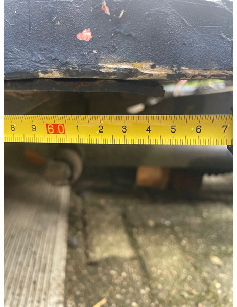 Kässbohrer 1500 KG Laadklep. Gebruikt - Closed box semi-trailer: picture 5 Kässbohrer 1500 KG Laadklep. Gebruikt - Closed box semi-trailer: picture 5