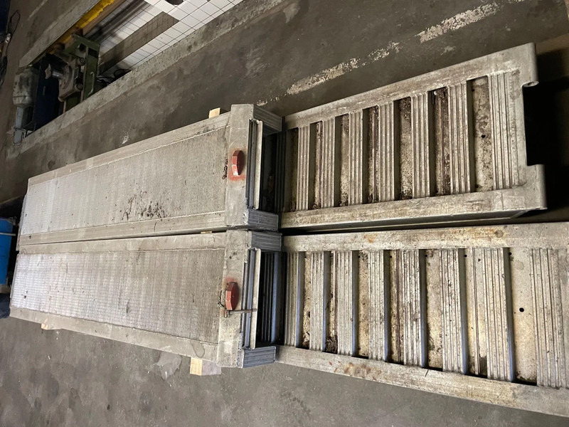 Kässbohrer Oprijplaaten - Low loader semi-trailer: picture 2 Kässbohrer Oprijplaaten - Low loader semi-trailer: picture 2