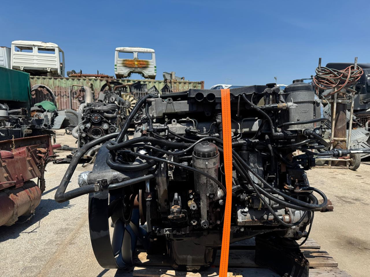 MAN TGL D0834LFL42 210PS EURO 3 - Engine: picture 3 MAN TGL D0834LFL42 210PS EURO 3 - Engine: picture 3