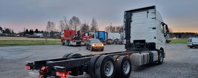 Volvo FH540 6X4 Globe XL - Cab chassis truck: picture 4 Volvo FH540 6X4 Globe XL - Cab chassis truck: picture 4