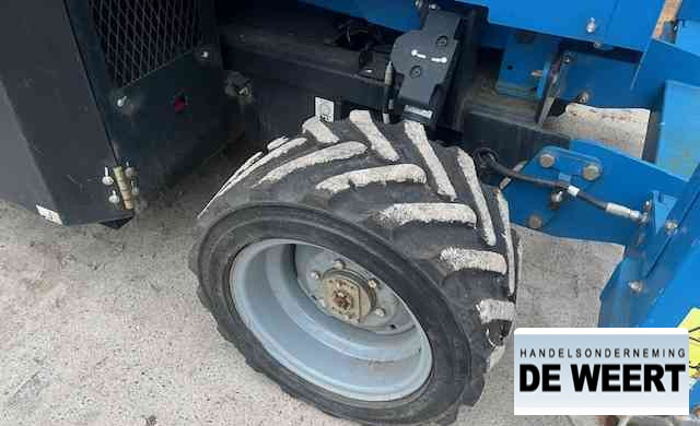 Genie G3369 RT , hoogwerker diesel 4 x 4 - Scissor lift: picture 4 Genie G3369 RT , hoogwerker diesel 4 x 4 - Scissor lift: picture 4