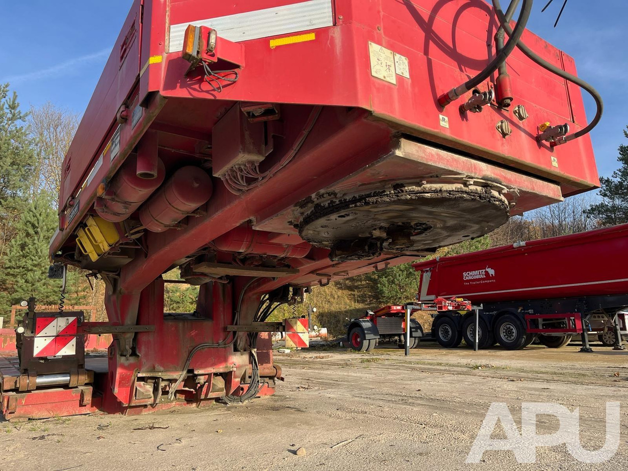 Low loader semi-trailer Goldhofer STZ-VL4-46/80: picture 11 Low loader semi-trailer Goldhofer STZ-VL4-46/80: picture 11