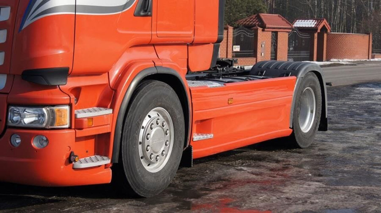 000009 SCANIA R ZIJSKIRT SET WB 3700 EURO 5 NO COLOR => 2013 JAAR - Bumper for Truck: picture 4 000009 SCANIA R ZIJSKIRT SET WB 3700 EURO 5 NO COLOR => 2013 JAAR - Bumper for Truck: picture 4