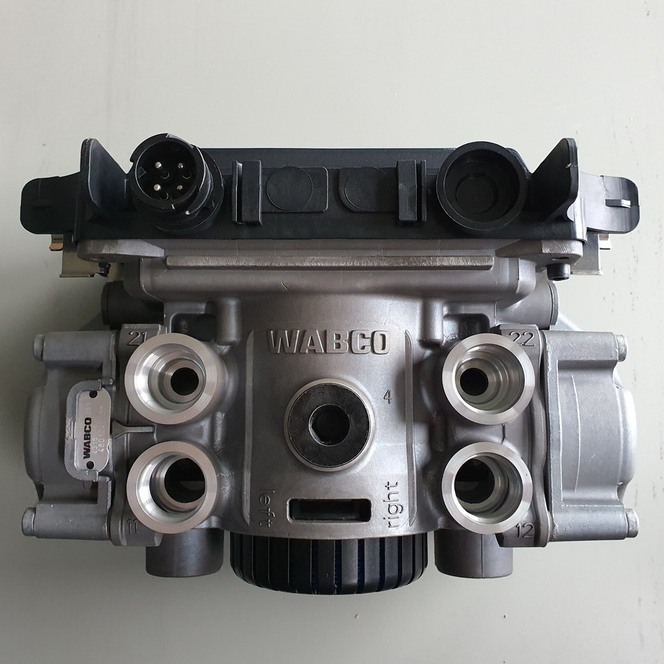 DAF EBS MODULATOR 1607915 - Brake valve for Truck: picture 1 DAF EBS MODULATOR 1607915 - Brake valve for Truck: picture 1