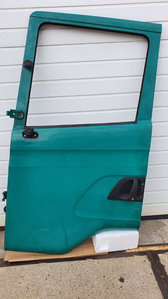 Scania G/R CABINE PORTIER LINKS 1476534U - Door and parts for Truck: picture 5 Scania G/R CABINE PORTIER LINKS 1476534U - Door and parts for Truck: picture 5