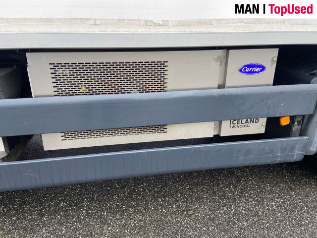 MAN TGS 26.320 6X2-4 LL Carrier - Refrigerator truck: picture 2 MAN TGS 26.320 6X2-4 LL Carrier - Refrigerator truck: picture 2