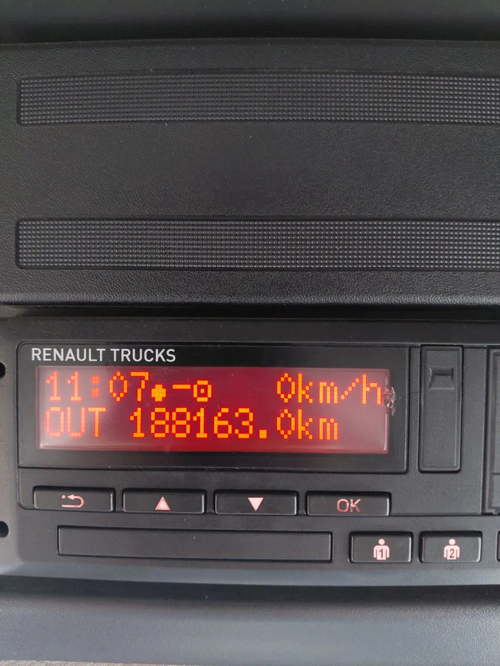 2020 Renault D18 Curtainsider - Curtainsider truck: picture 3 2020 Renault D18 Curtainsider - Curtainsider truck: picture 3