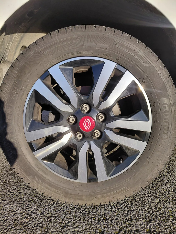 Panel van 2025 Renault Trafic170HP Auto: picture 16