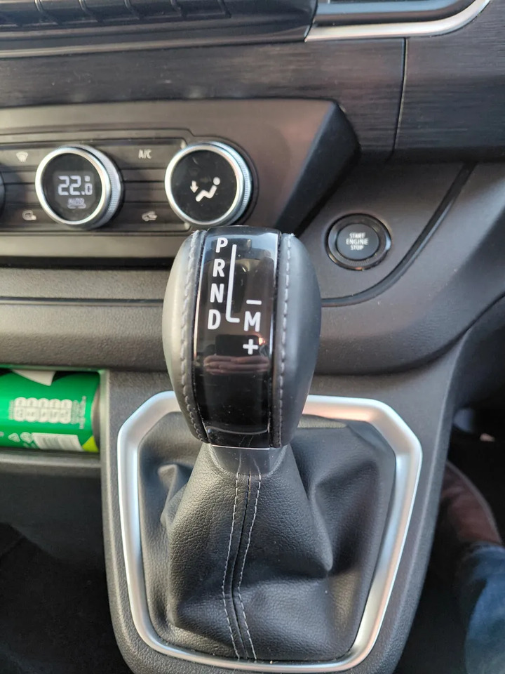 Panel van 2025 Renault Trafic170HP Auto: picture 8