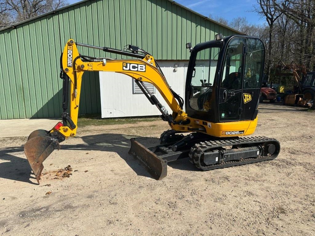 JCB 8025 ZTSL - Mini excavator: picture 1 JCB 8025 ZTSL - Mini excavator: picture 1