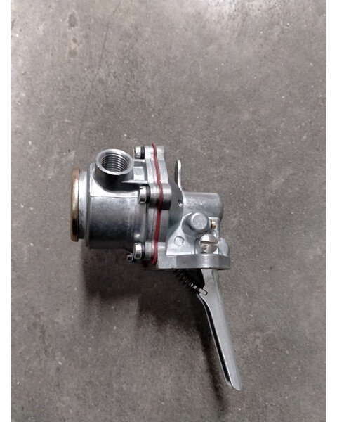 Case brandstof opvoerpomp - Fuel pump for Agricultural machinery: picture 2 Case brandstof opvoerpomp - Fuel pump for Agricultural machinery: picture 2