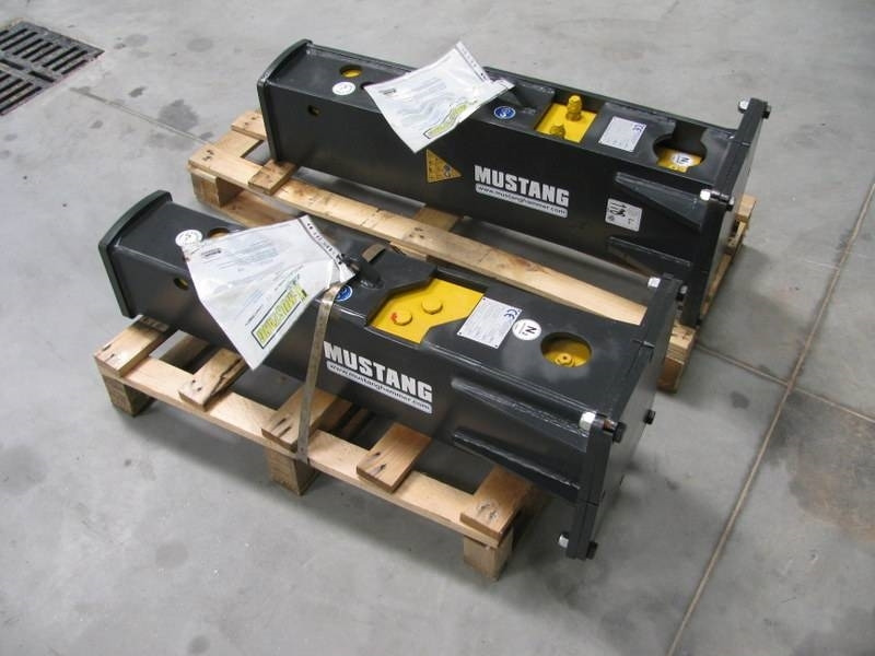 Mustang HM250 teža 255kg in 266kg NOVO - Hydraulic hammer for Construction machinery: picture 1 Mustang HM250 teža 255kg in 266kg NOVO - Hydraulic hammer for Construction machinery: picture 1