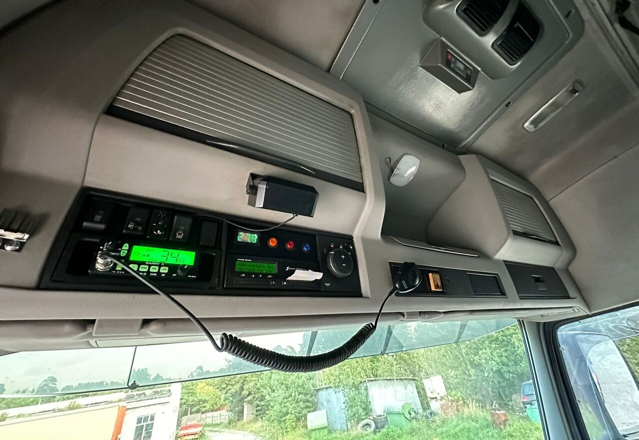 Tractor unit Volvo FH 500: picture 12