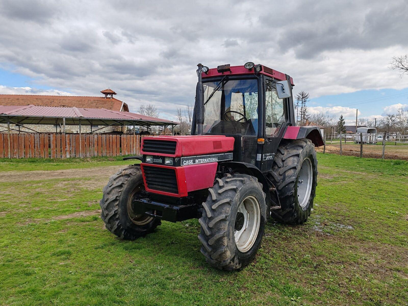 Case IH 856 XL - Farm tractor: picture 2 Case IH 856 XL - Farm tractor: picture 2