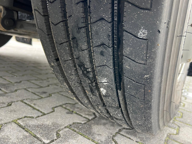 Leasing of DAF CF 370 FAR REFRIGERATOR LIFT CARRIER SUPRA 850 DAF CF 370 FAR REFRIGERATOR LIFT CARRIER SUPRA 850: picture 14