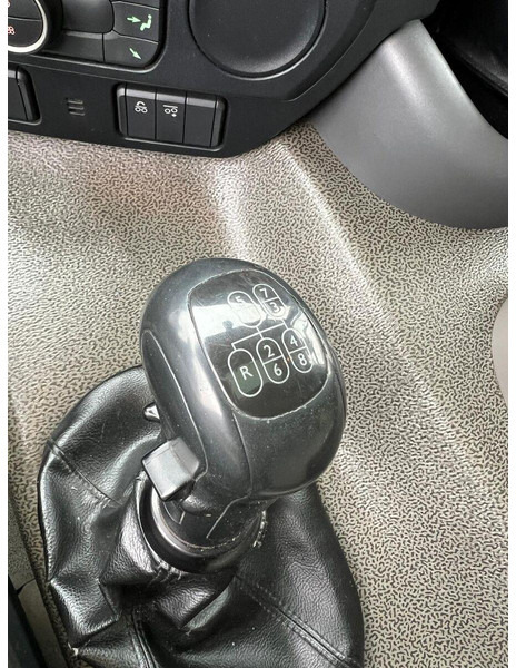 Leasing of DAF CF 370 FAR REFRIGERATOR LIFT CARRIER SUPRA 850 DAF CF 370 FAR REFRIGERATOR LIFT CARRIER SUPRA 850: picture 16