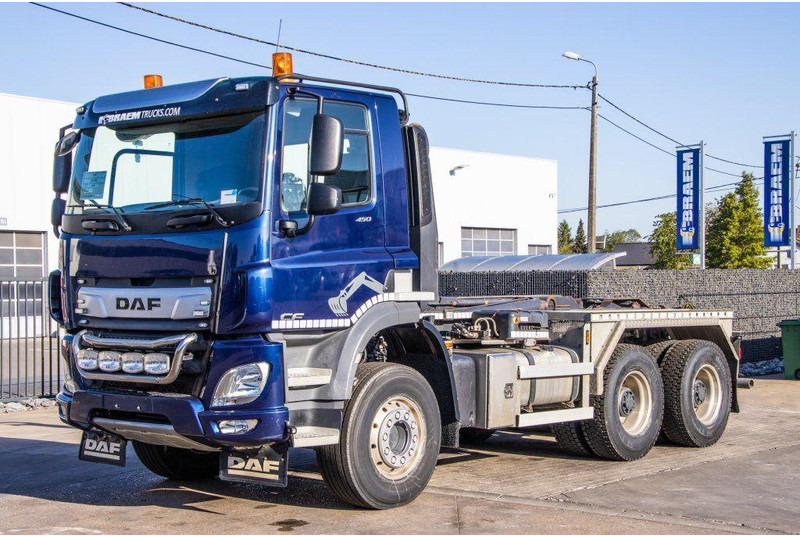 DAF CF 450 - Hook lift truck: picture 2 DAF CF 450 - Hook lift truck: picture 2