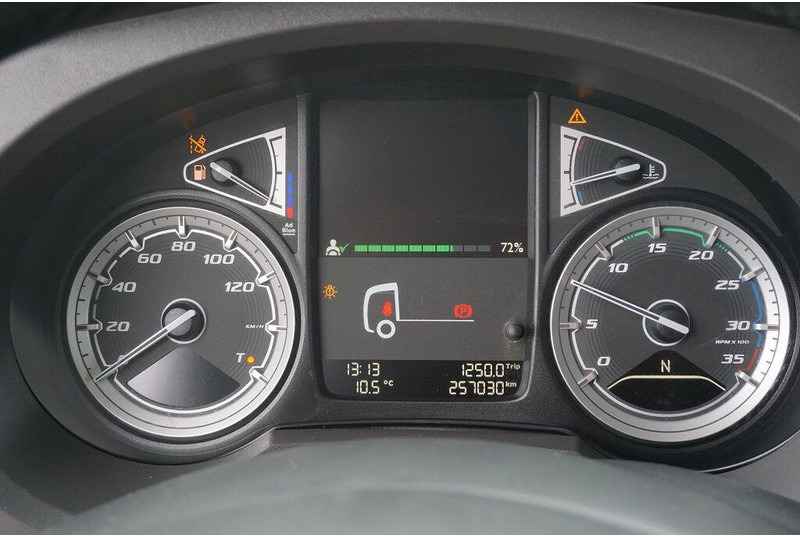 Skip loader truck DAF LF / 290 / ACC / EURO 6 / BRAMOWIEC / DMC 14 000 KG: picture 12 Skip loader truck DAF LF / 290 / ACC / EURO 6 / BRAMOWIEC / DMC 14 000 KG: picture 12