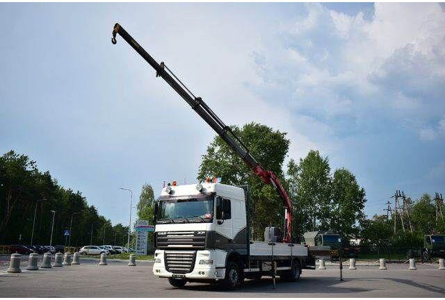 DAF XF 105.410 - Dropside/ Flatbed truck, Crane truck: picture 4 DAF XF 105.410 - Dropside/ Flatbed truck, Crane truck: picture 4