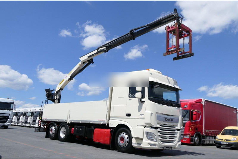 DAF XF 460 - Dropside/ Flatbed truck, Crane truck: picture 2 DAF XF 460 - Dropside/ Flatbed truck, Crane truck: picture 2