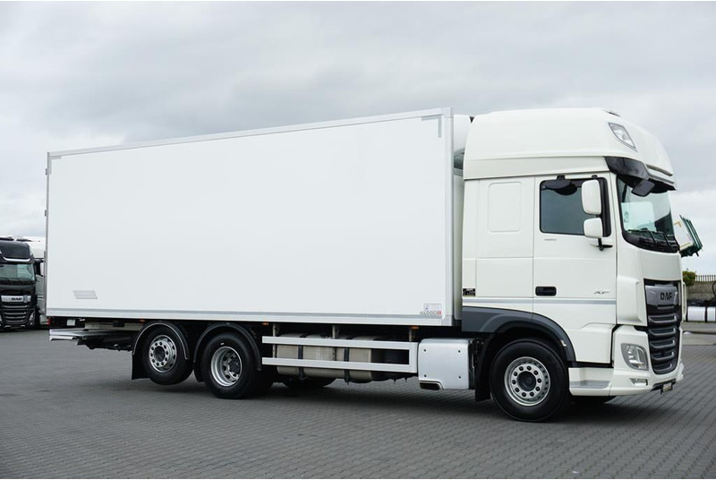 DAF XF 480 / E 6 / ACC / CHŁODNIA + WINDA / 18 PALET / ŁAD. 12 540KG - Refrigerator truck: picture 4 DAF XF 480 / E 6 / ACC / CHŁODNIA + WINDA / 18 PALET / ŁAD. 12 540KG - Refrigerator truck: picture 4