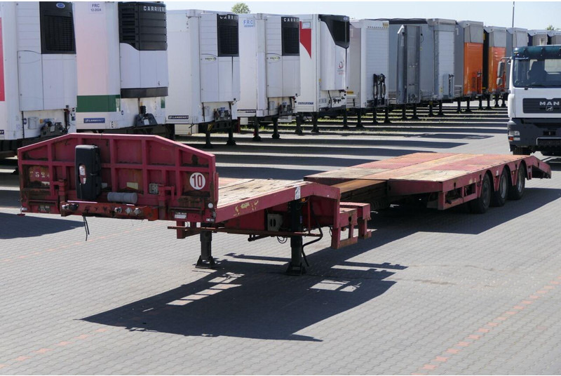 Faymonville NISKOPODWOZIE / ROZCIĄGANA / LAWETA / osie skrętne / wciągarka - Low loader semi-trailer: picture 1 Faymonville NISKOPODWOZIE / ROZCIĄGANA / LAWETA / osie skrętne / wciągarka - Low loader semi-trailer: picture 1