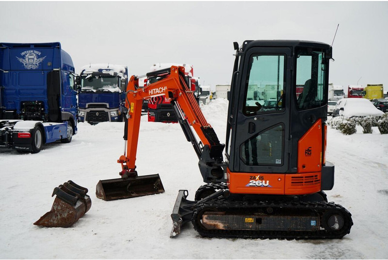 Hitachi ZX26U-6 CR - Mini excavator: picture 2 Hitachi ZX26U-6 CR - Mini excavator: picture 2