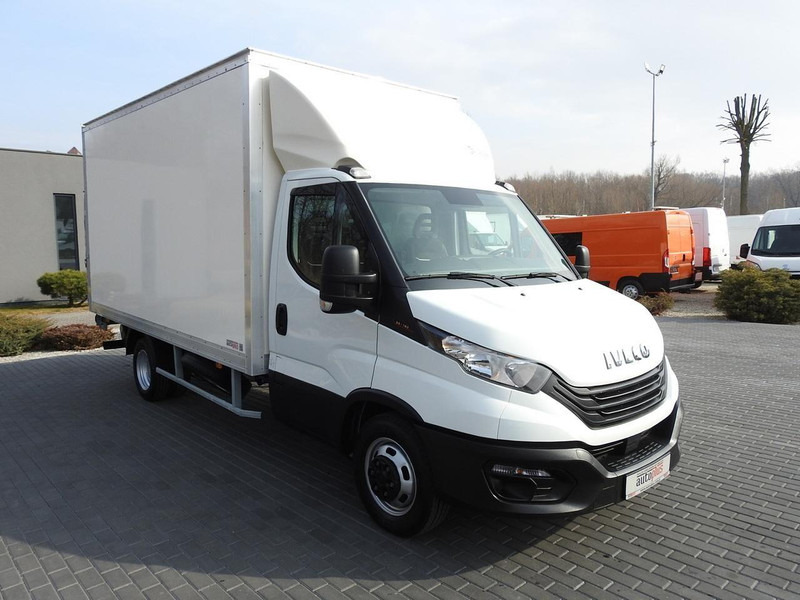 Iveco DAILY 35C16 KONTENER WINDA 8 PALET TEMPOMAT BLIŹNIACZE KOŁA KLIM - Box van: picture 4 Iveco DAILY 35C16 KONTENER WINDA 8 PALET TEMPOMAT BLIŹNIACZE KOŁA KLIM - Box van: picture 4