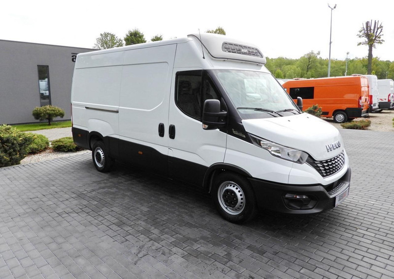 Iveco DAILY 35S14 FURGON CHŁODNIA -10*C ZASILANIE 230V TEMPOMAT AUTOMA - Refrigerated van: picture 4 Iveco DAILY 35S14 FURGON CHŁODNIA -10*C ZASILANIE 230V TEMPOMAT AUTOMA - Refrigerated van: picture 4