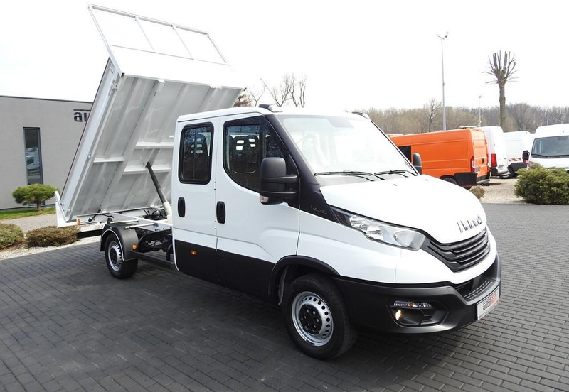 Iveco DAILY 35S14 WYWROTKA PODWÓJNA KABINA DOKA 7 MIEJSC TEMPOMAT KLIM - Tipper van: picture 4 Iveco DAILY 35S14 WYWROTKA PODWÓJNA KABINA DOKA 7 MIEJSC TEMPOMAT KLIM - Tipper van: picture 4