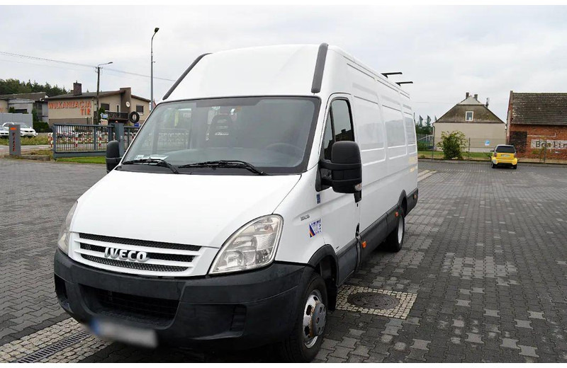 Iveco Daily 35C15 Blaszak L4H2 Brygadówka 6-seater Doka Dubel Cabin - Minibus, Passenger van: picture 2 Iveco Daily 35C15 Blaszak L4H2 Brygadówka 6-seater Doka Dubel Cabin - Minibus, Passenger van: picture 2