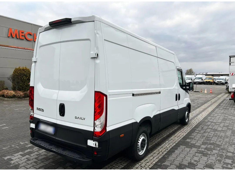 Iveco Daily 35S14 Furgon L2H2 New Model - Box van: picture 4 Iveco Daily 35S14 Furgon L2H2 New Model - Box van: picture 4