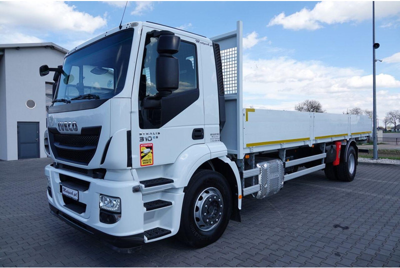 Iveco STRALIS 310 - Dropside/ Flatbed truck: picture 2 Iveco STRALIS 310 - Dropside/ Flatbed truck: picture 2