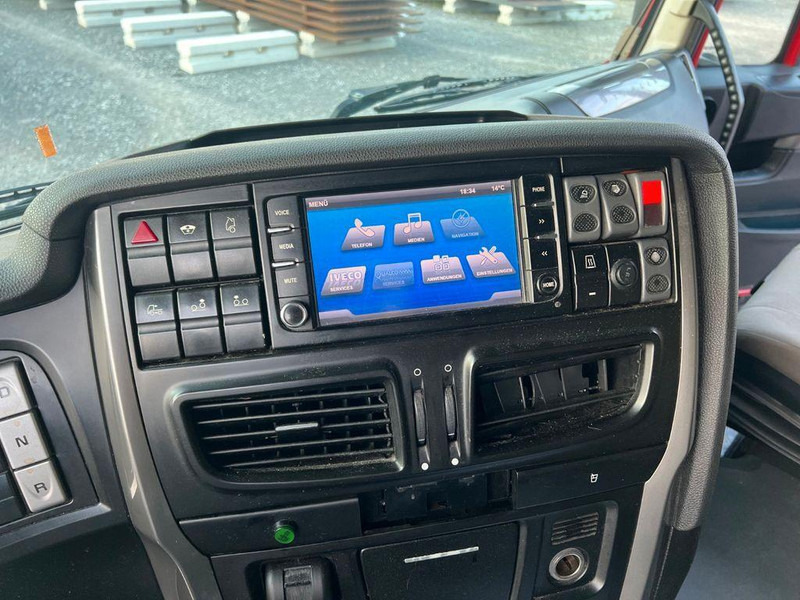 Refrigerator truck Iveco STRALIS 420: picture 7