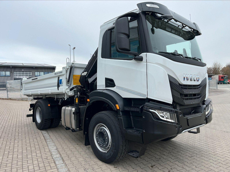 Iveco X-WAY AD200X36/P HR OFF 3 way tipper - Tipper, Crane truck: picture 1 Iveco X-WAY AD200X36/P HR OFF 3 way tipper - Tipper, Crane truck: picture 1